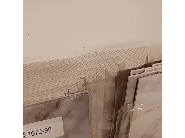 Ca. 11x pvc wandpaneel 280x122 cm, 2025 - afbeelding 4 van  5