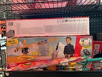Ca. 11x speelgoed w.o. blikgooien, kraan met controller, w.o. bs toys, dickie - afbeelding 3 van  6