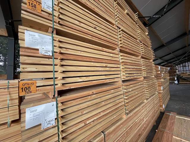 Ca. 120x douglas vlonderplanken, 25x140mm, lengte 400cm - afbeelding 4 van  4