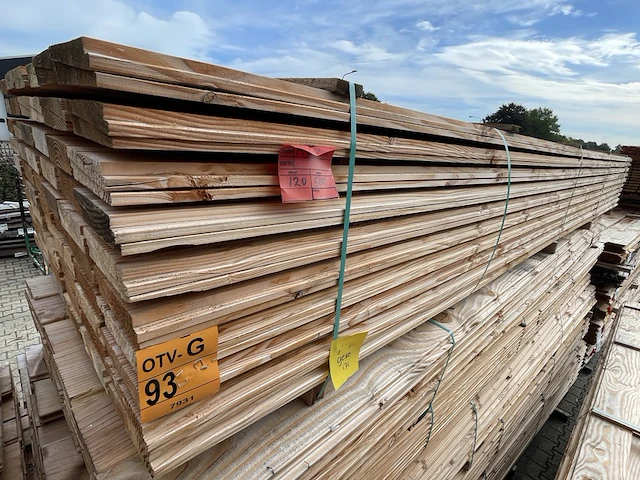 Ca. 120x douglas zweeds rabat, 26x190mm, lengte 500cm - afbeelding 2 van  3
