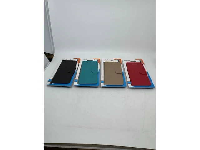 Ca. 120x telefoonhoesje switchme - afbeelding 1 van  2