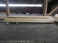 Ca. 120x vuren balk