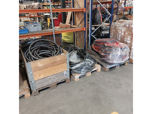 Ca. 122x combinatie alu fietswielen + lekvrije banden 22", oranje + zwart - afbeelding 4 van  7