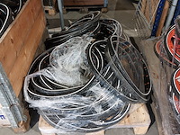 Ca. 122x combinatie alu fietswielen + lekvrije banden 22", oranje + zwart - afbeelding 6 van  7