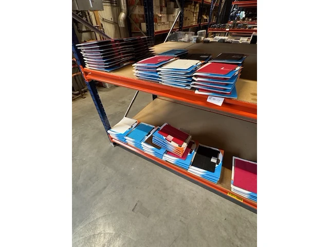 Ca. 126x tablethoes voor ipad, diverse kleuren - afbeelding 2 van  10