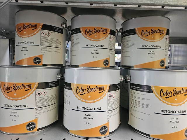 Ca. 12x beton coating , color spectrum - afbeelding 1 van  4