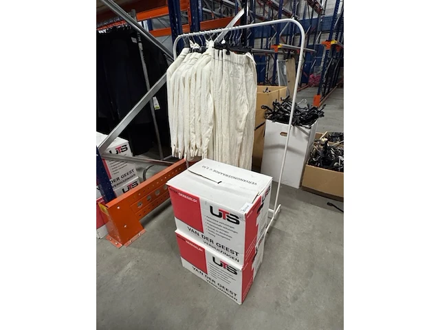 Ca. 12x broek en 11x blazer, suitss me, off-beat, sand - afbeelding 4 van  7