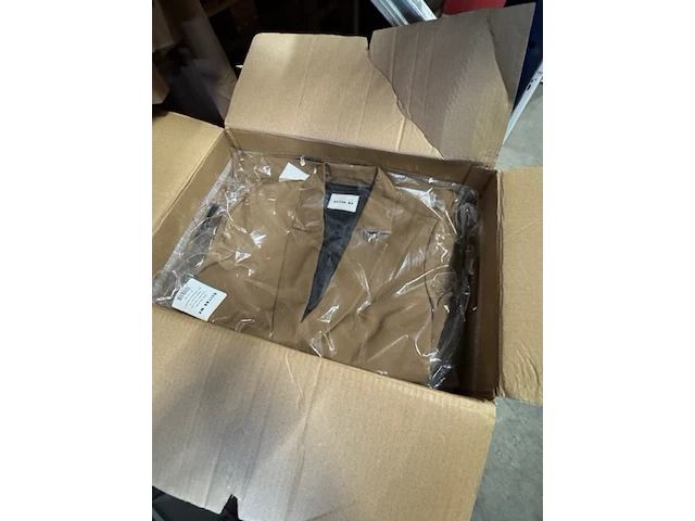 Ca. 12x broek en 29x colbert, suitss me, off-beat, toasted coconut - afbeelding 7 van  9