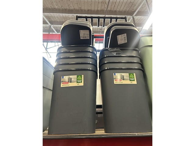 Ca. 12x curver afvalbakken, opbergers en wasmanden curver - afbeelding 3 van  6