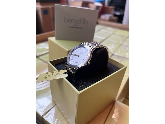 Ca. 12x dameshorloge metalen schakelband kwartsuurwerk berydale, bd702-1 - afbeelding 2 van  3