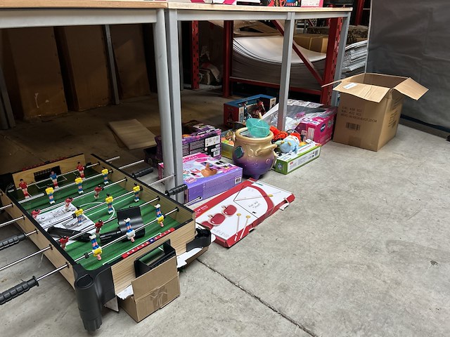 Ca. 12x divers speelgoed - afbeelding 1 van  11