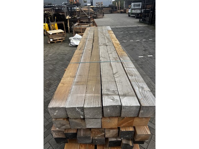 Ca. 12x douglas paal | fijnbezaagd , 15 x 15 x 400 cm - afbeelding 1 van  3