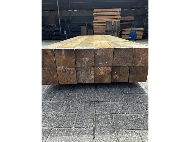 Ca. 12x douglas palen geschaafd / verlijmd, 14x14x240cm - afbeelding 2 van  3