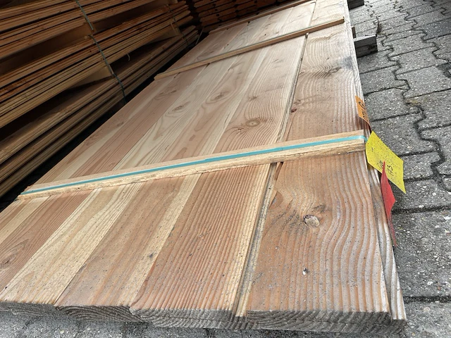 Ca. 12x douglas zweeds rabat, 26x190mm, lengte 300cm - afbeelding 1 van  3