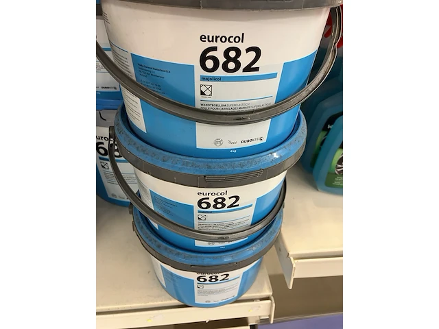 Ca. 12x eurocol tegellijm 690+682 - afbeelding 2 van  4