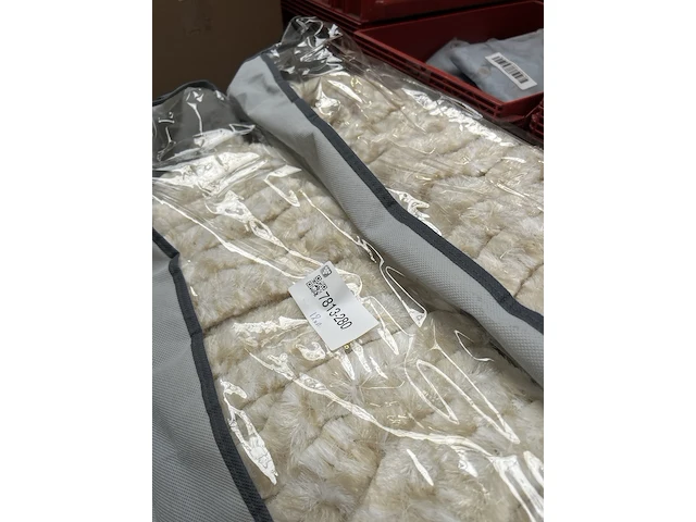 Ca. 12x kattenstaart vliegengordijn beige 90x220 cm guard'n care - afbeelding 4 van  5