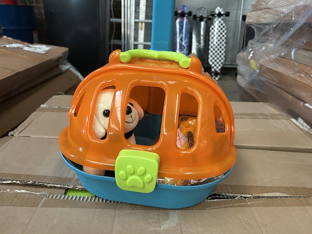 Ca. 12x knuffelhond met mand en accessoires - afbeelding 4 van  6