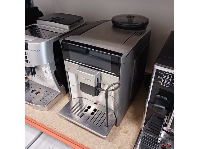 Ca. 12x koffiemachine, jura, phillips, delonghi - afbeelding 21 van  27
