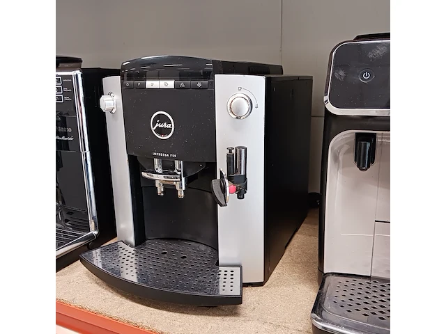 Ca. 12x koffiemachine, jura, phillips, delonghi - afbeelding 24 van  27