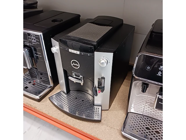 Ca. 12x koffiemachine, jura, phillips, delonghi - afbeelding 25 van  27