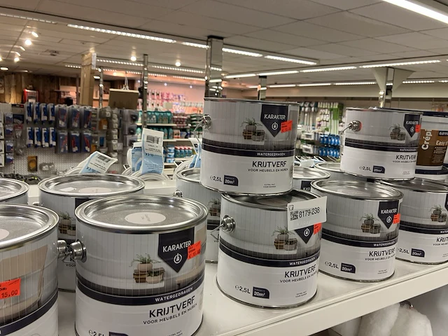 Ca. 12x krijtverf 2,5 ltr taupe/beige /grijs - afbeelding 1 van  4
