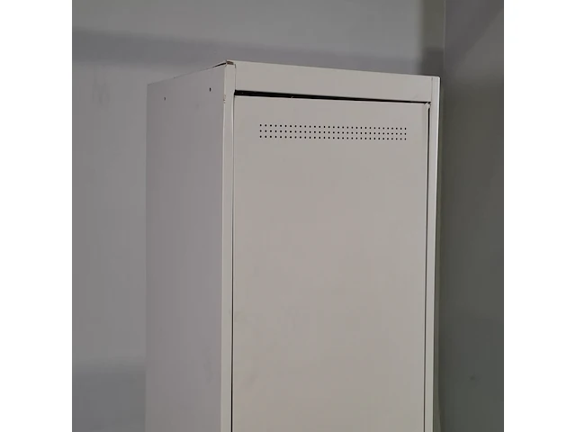 Ca. 12x lockerkast - afbeelding 2 van  5