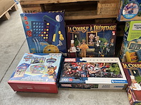 Ca. 12x speelgoed w.o. puzzels en spellen w.o. clementoni marvel, minecraft, paw patrol, wetenschap & spel - afbeelding 4 van  8