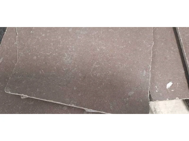 Ca .13 m² vloertegels, taupe - afbeelding 2 van  3