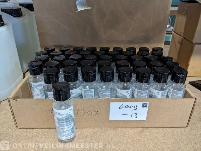 Ca. 130x desinfectiemiddel met toelatingsnummer 14664 n a 100ml ethades+ - afbeelding 1 van  3