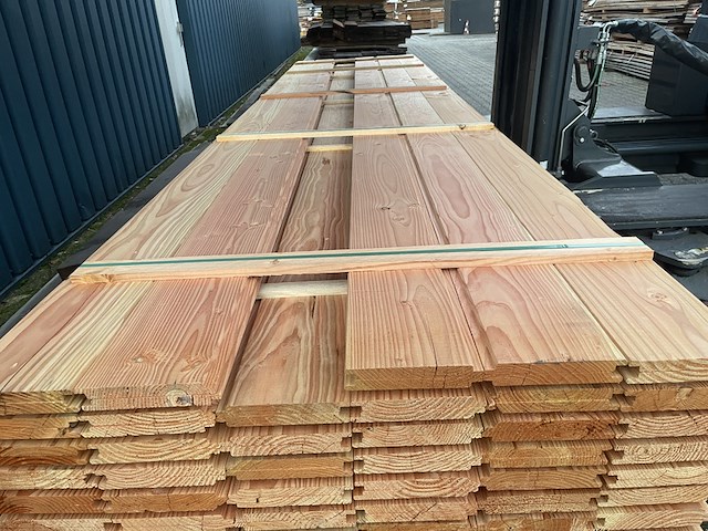 Ca. 130x douglas wisselsponning/halfhoutsrabat, 18x190mm, lengte 500cm - afbeelding 1 van  4