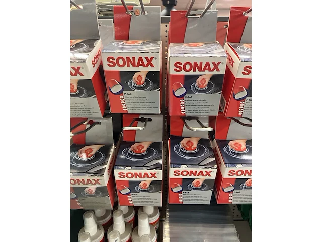 Ca. 130x sonax polijst en reiniging - afbeelding 9 van  9