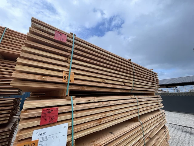 Ca. 132x douglas zweeds rabat, 26x190mm, lengte 300cm - afbeelding 4 van  4