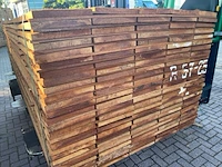 Ca. 132x guyana teak beschoeiingsplanken, 20x150mm, lengte 350cm - afbeelding 3 van  4