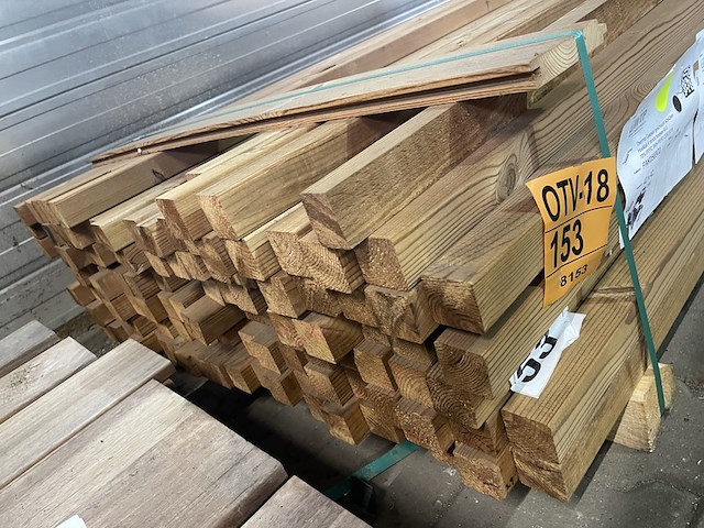 Ca. 139x thermo grenen geschaafd, 42x42mm, lengte 93/300cm, 46/360cm - afbeelding 3 van  3