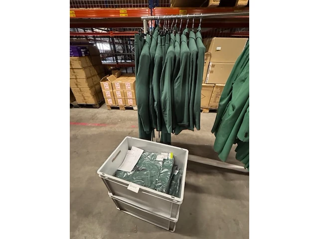 Ca. 13x broek en 29x colbert, suitss me, off-beat, trekking green - afbeelding 6 van  10