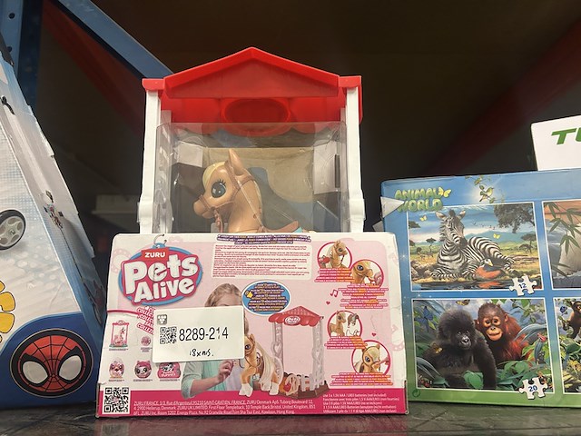 Ca. 13x divers speelgoed w.o. step, puzzel, schommels, w.o. disney junior marvel, zuru pets alive - afbeelding 3 van  8