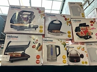 Ca. 13x huishoudelijke apparaten w.o. grill, waterkoker, tristar - afbeelding 2 van  6
