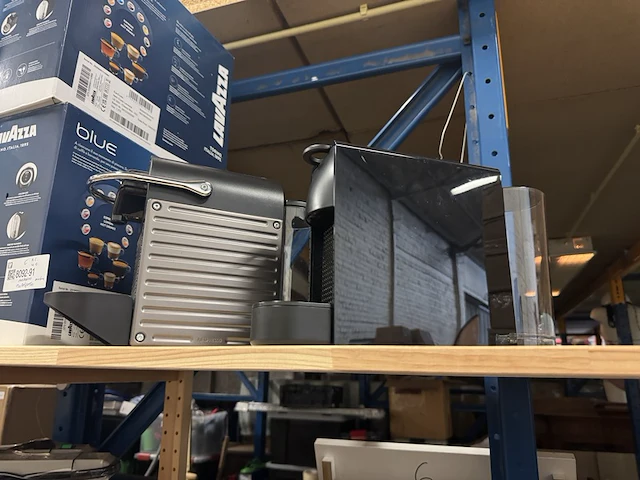 Ca. 13x koffiezetapparaat nespresso - afbeelding 2 van  7