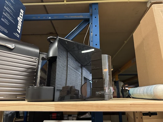 Ca. 13x koffiezetapparaat nespresso - afbeelding 3 van  7
