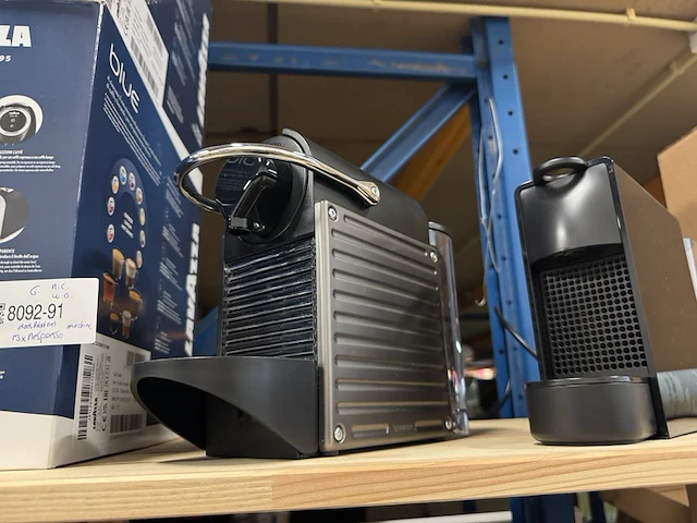 Ca. 13x koffiezetapparaat nespresso - afbeelding 5 van  7