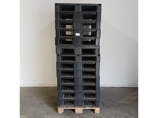 Ca. 13x kunststof pallet - afbeelding 2 van  5