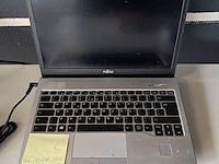 Ca. 13x laptop incl. hdd en lader , fujitsu , s936, zwart - afbeelding 3 van  6