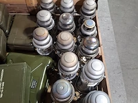 Ca. 13x petroleum druklamp en 7x transportkoffer, o.a hipolito - afbeelding 6 van  8