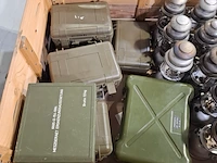 Ca. 13x petroleum druklamp en 7x transportkoffer, o.a hipolito - afbeelding 8 van  8