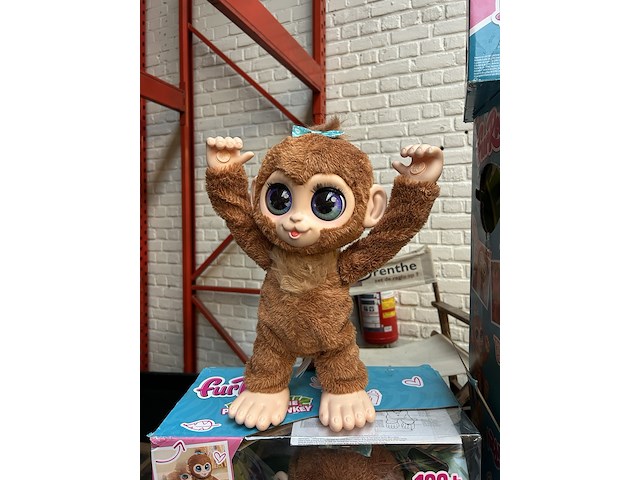 Ca. 13x speelgoed aap furreal - afbeelding 4 van  5