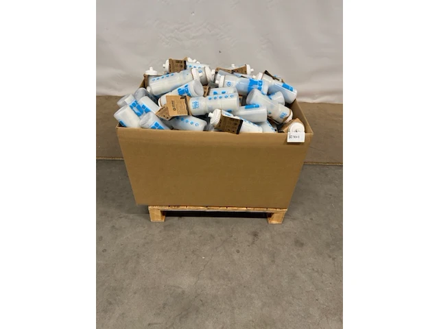 Ca. 140x bio bidon retulp - afbeelding 5 van  5