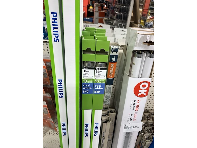 Ca. 140x diverse tl lampen div lengtes - afbeelding 2 van  4