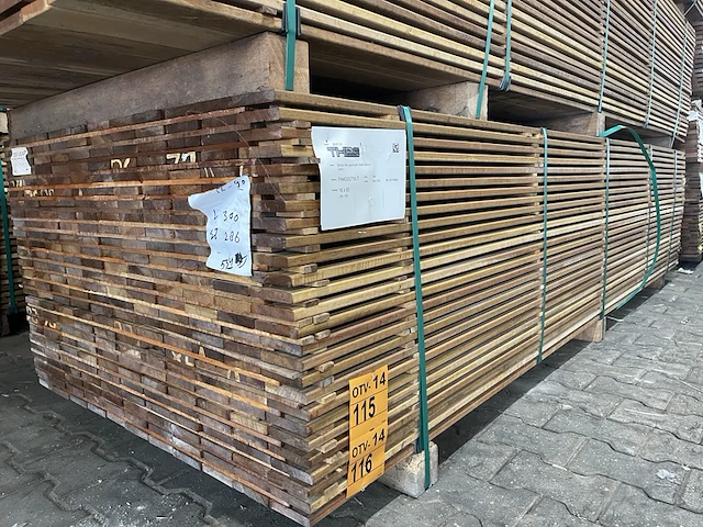 Ca. 143x guyana ipé planken geschaafd, 16x90mm, lengte 300cm - afbeelding 4 van  4