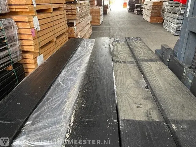 Ca. 144x douglas schuttingplanken zwart gecoat , 16x192mm, lengte 180cm - afbeelding 1 van  3