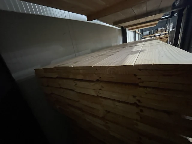 Ca. 144x douglas wisselsponning/halfhoutsrabat, 18x190mm, lengte 500cm - afbeelding 1 van  3